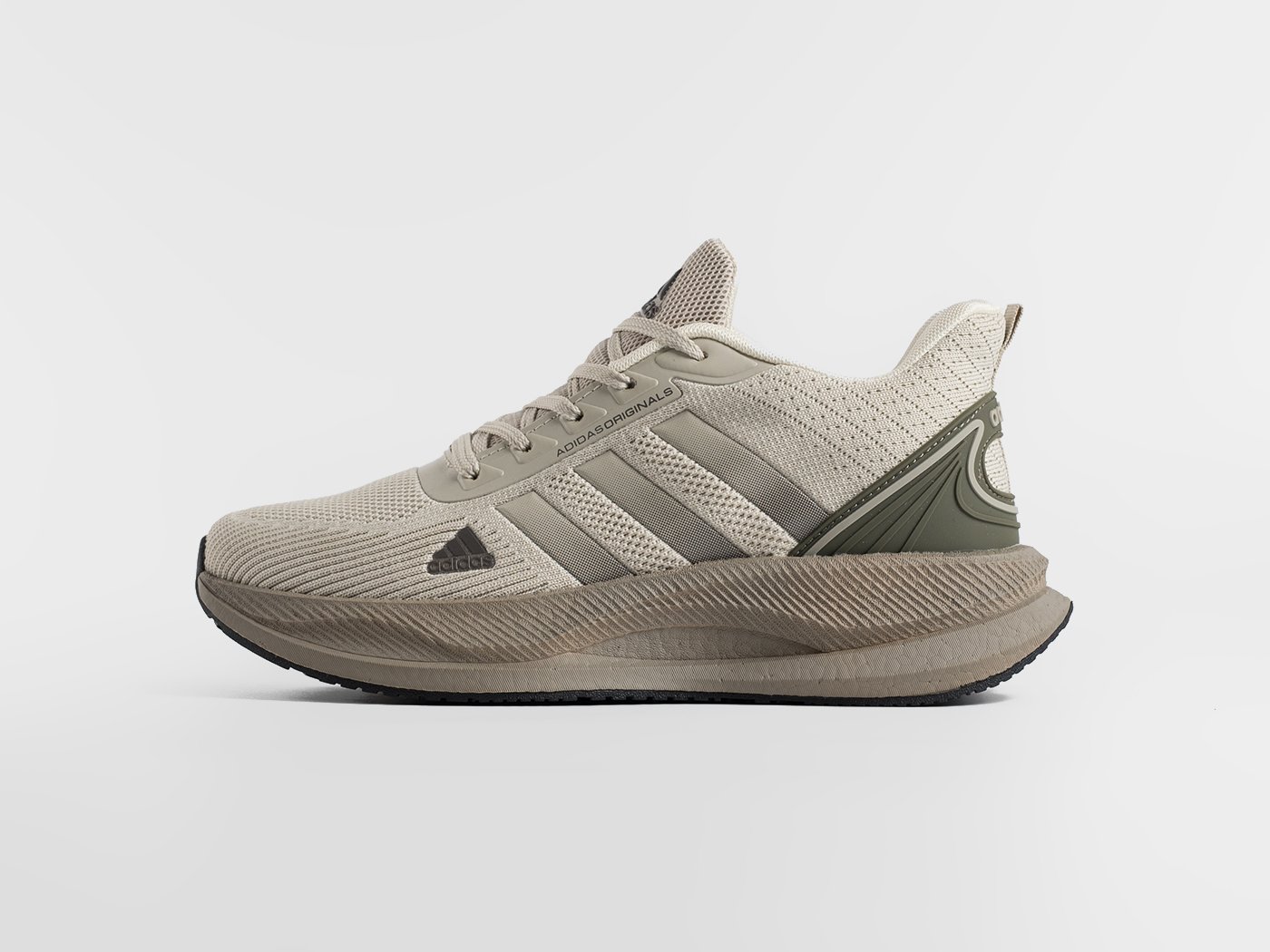 Кроссовки Adidas