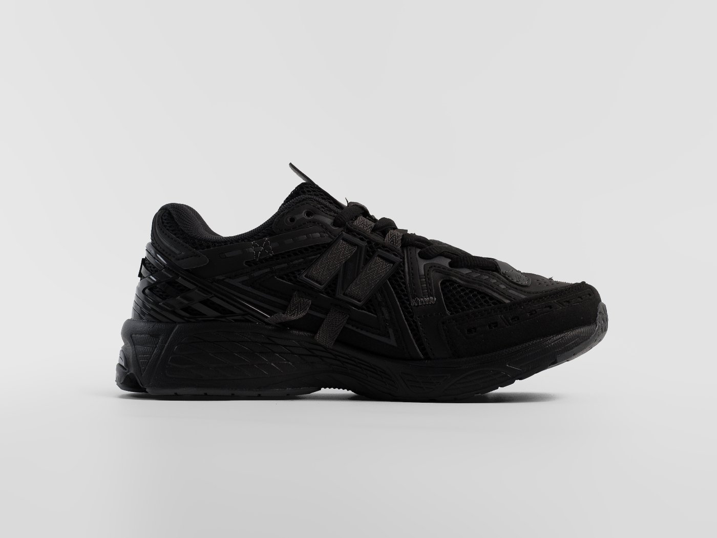 Кроссовки New Balance 1906A
