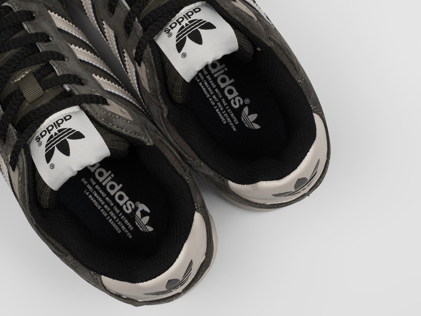 Кроссовки Adidas ZX 750