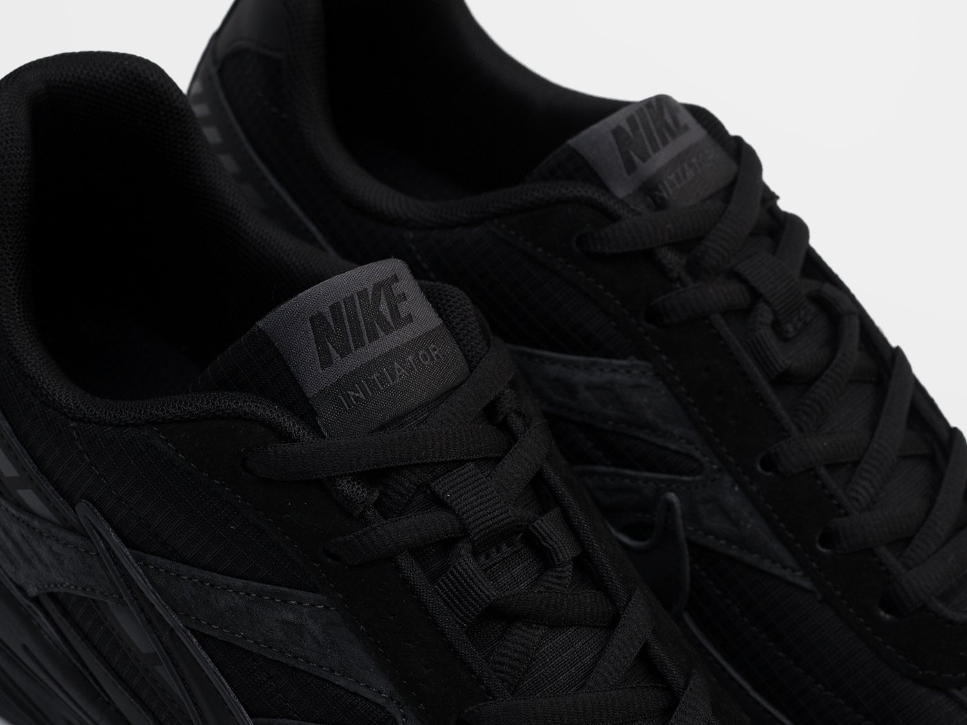 Кроссовки Nike Initiator