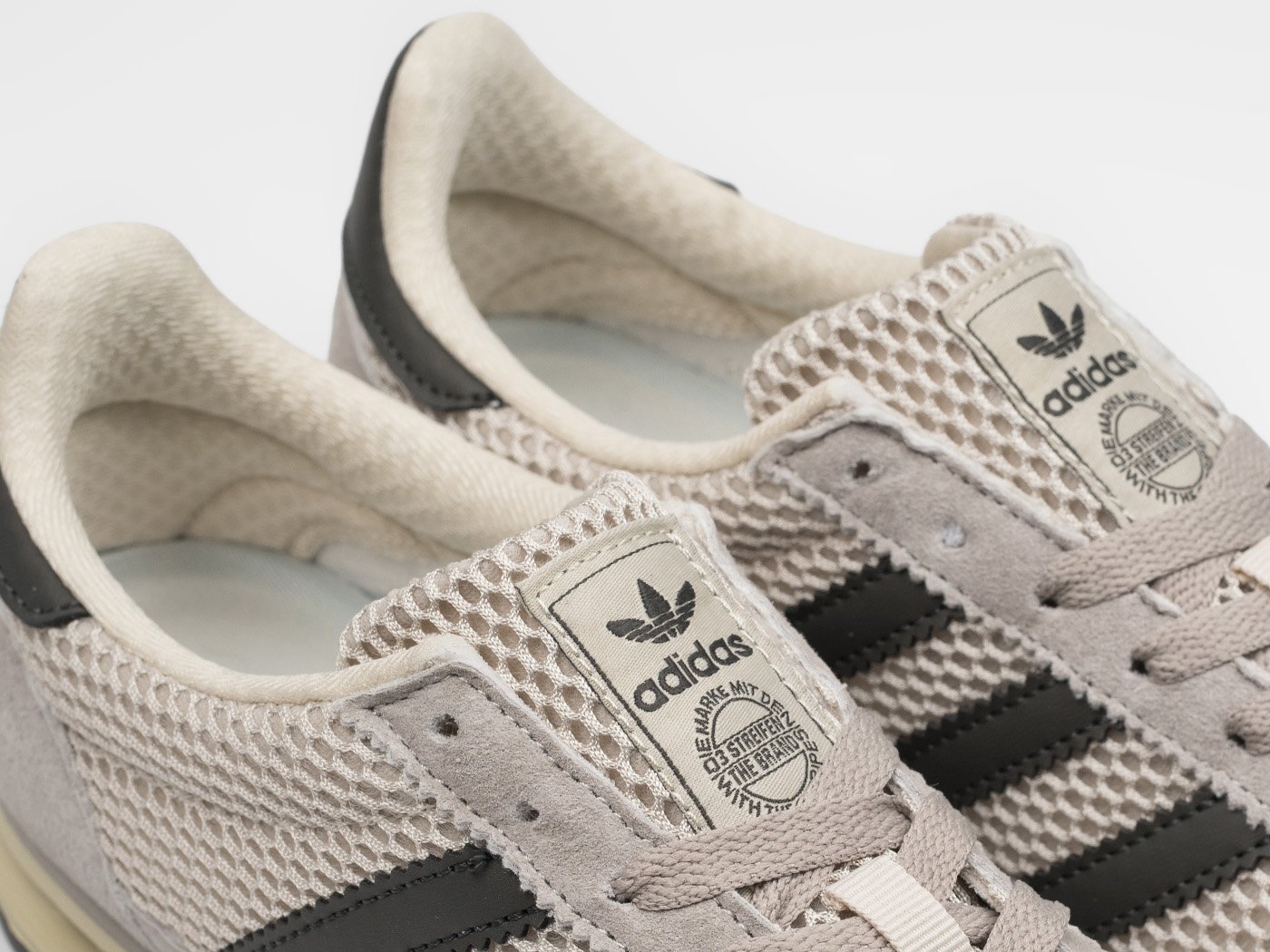 Кроссовки Wales Bonner X Adidas SL 76
