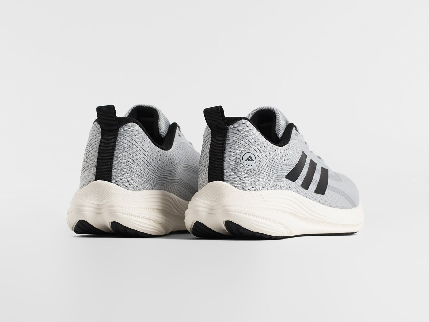 Кроссовки Adidas Response Runner