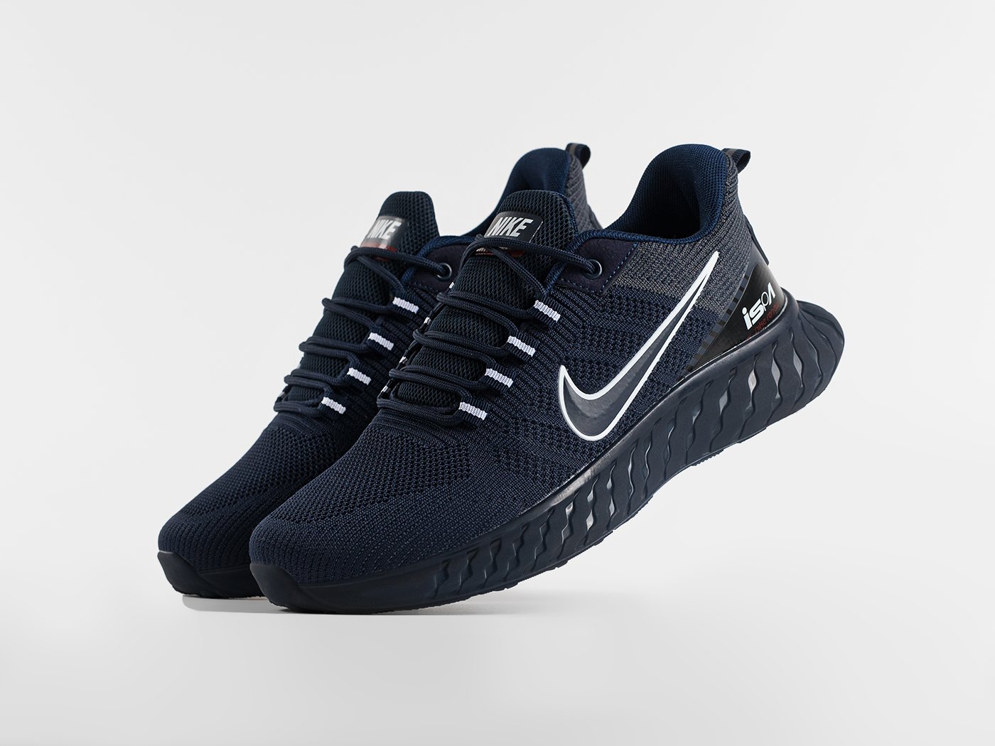 Кроссовки Nike