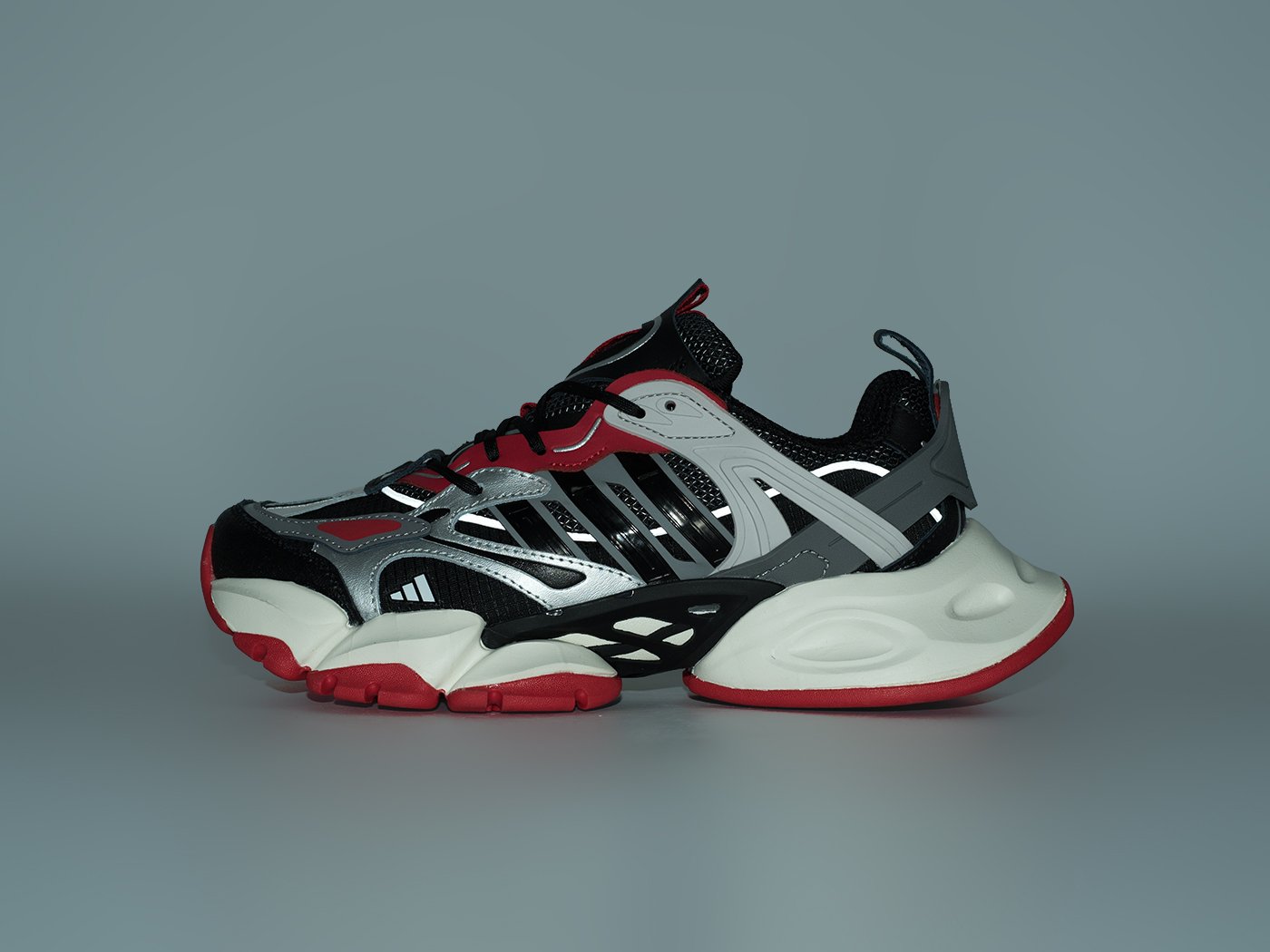 Кроссовки Adidas Vento XLG Deluxe