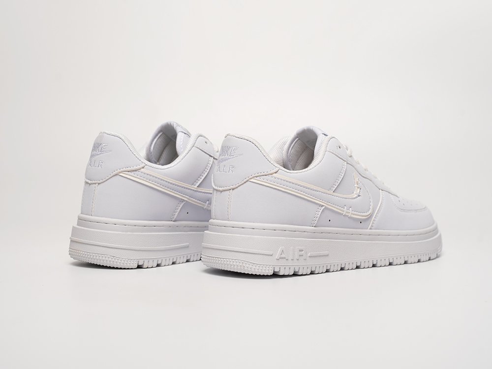 Кроссовки Nike Air Force 1 Luxe Low