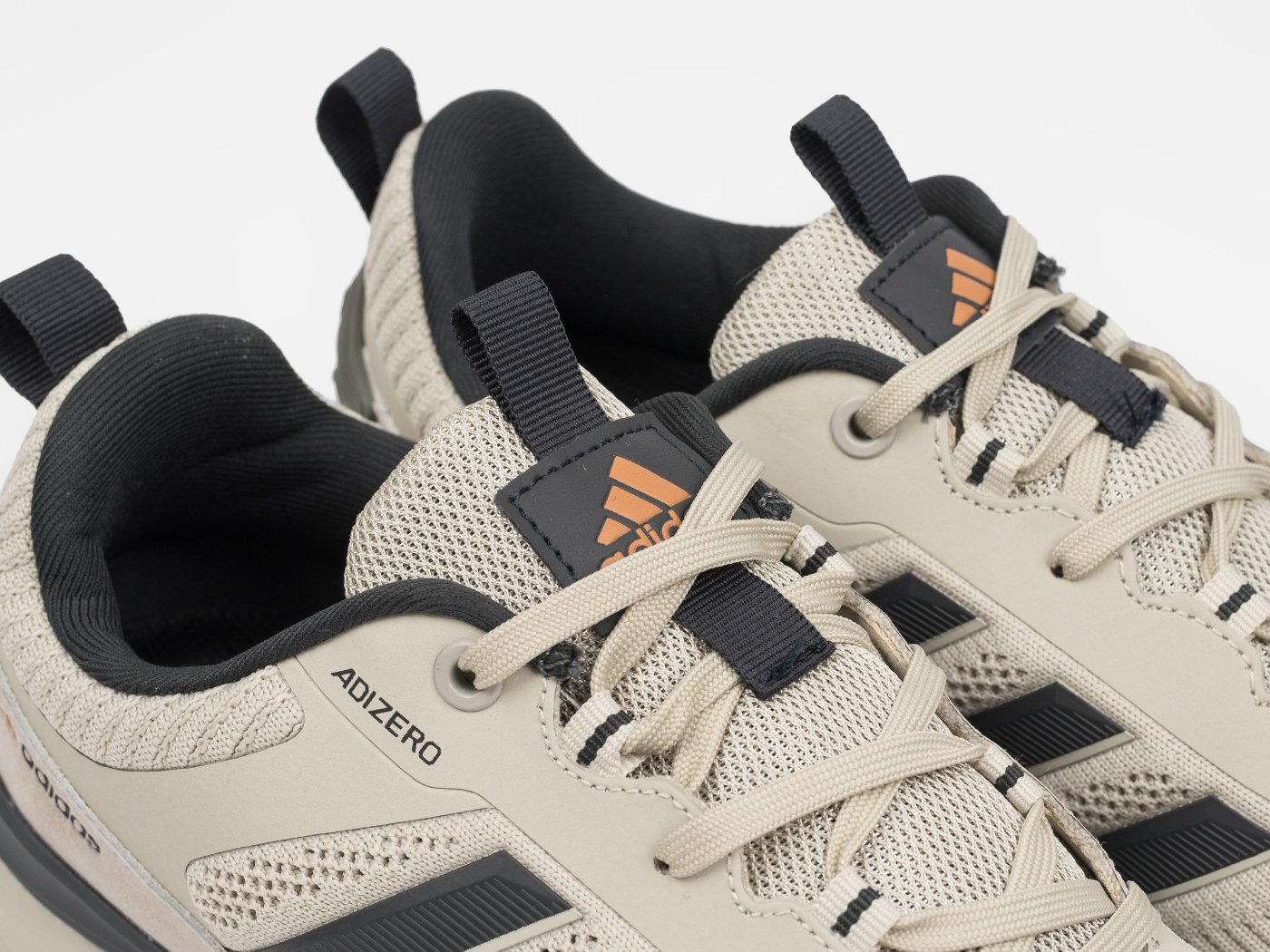 Кроссовки Adidas