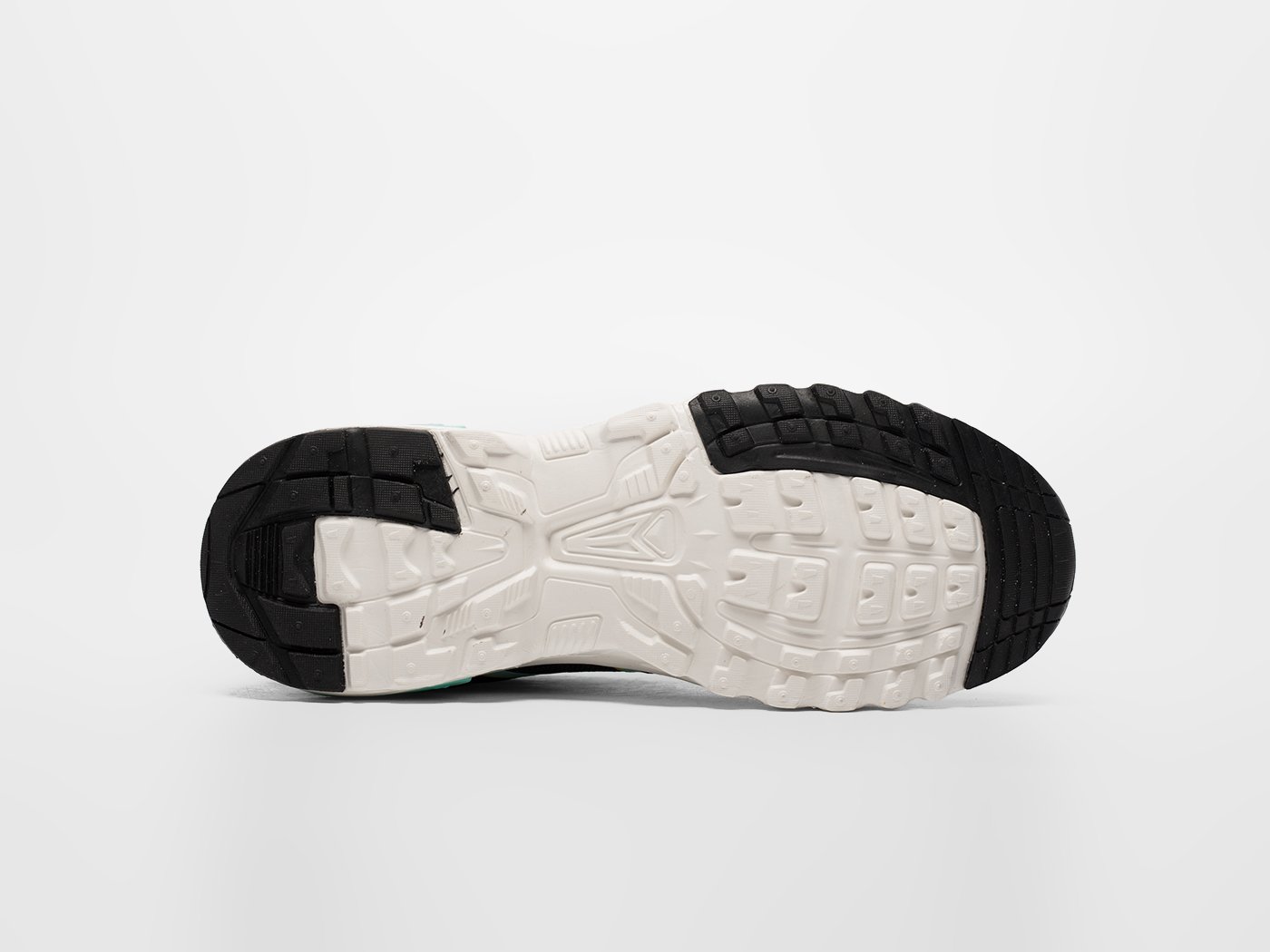 Кроссовки Asics