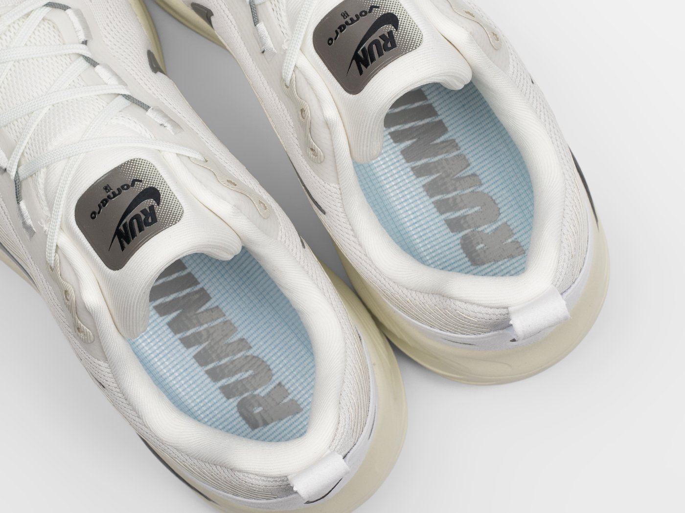 Кроссовки Nike Vomero 18