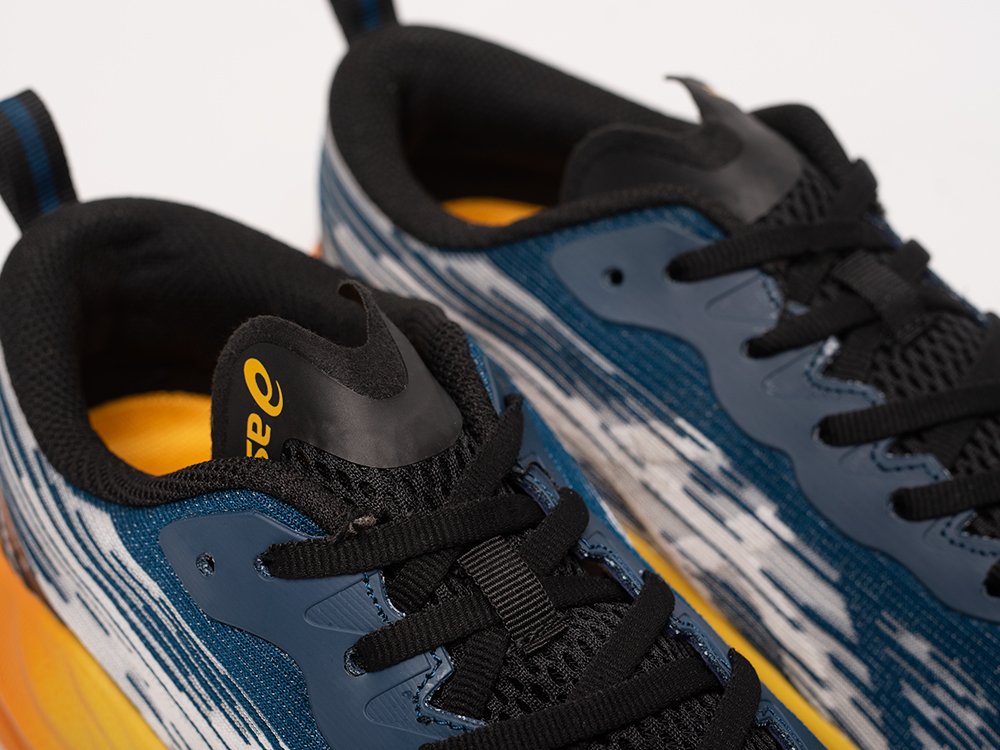 Кроссовки Asics Novablast 3