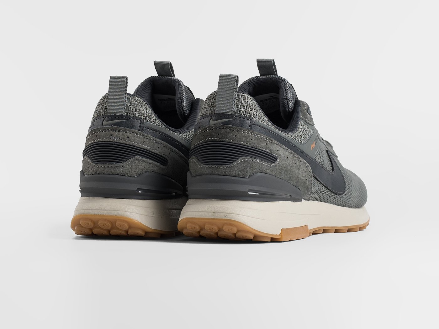 Кроссовки Nike