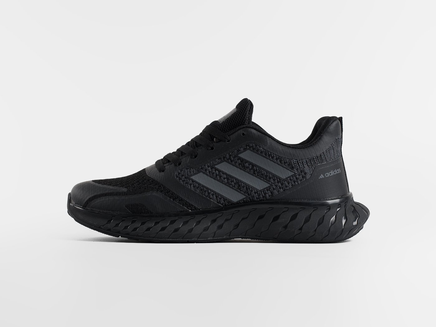 Кроссовки Adidas