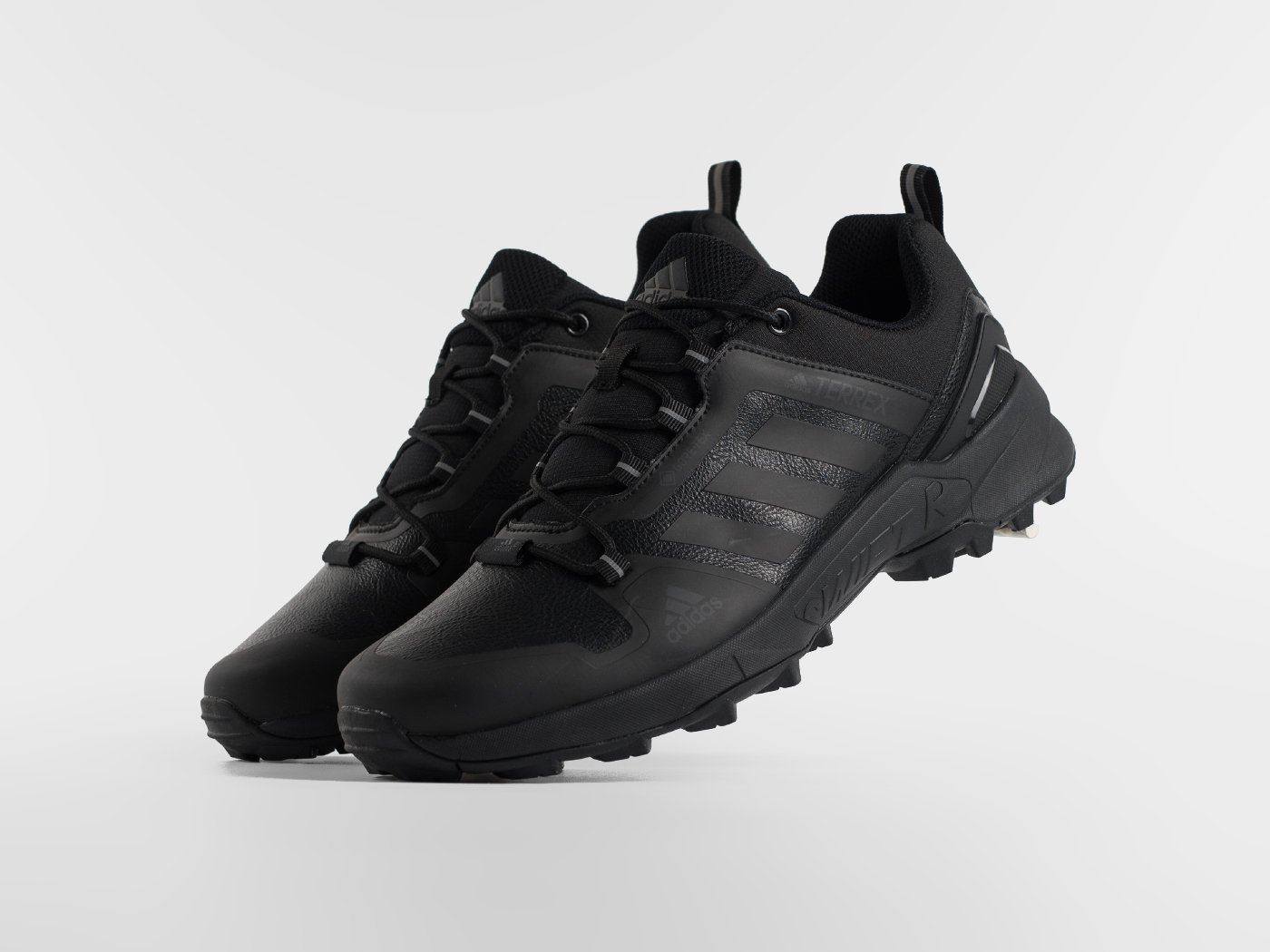Кроссовки Adidas Terrex Swift R3