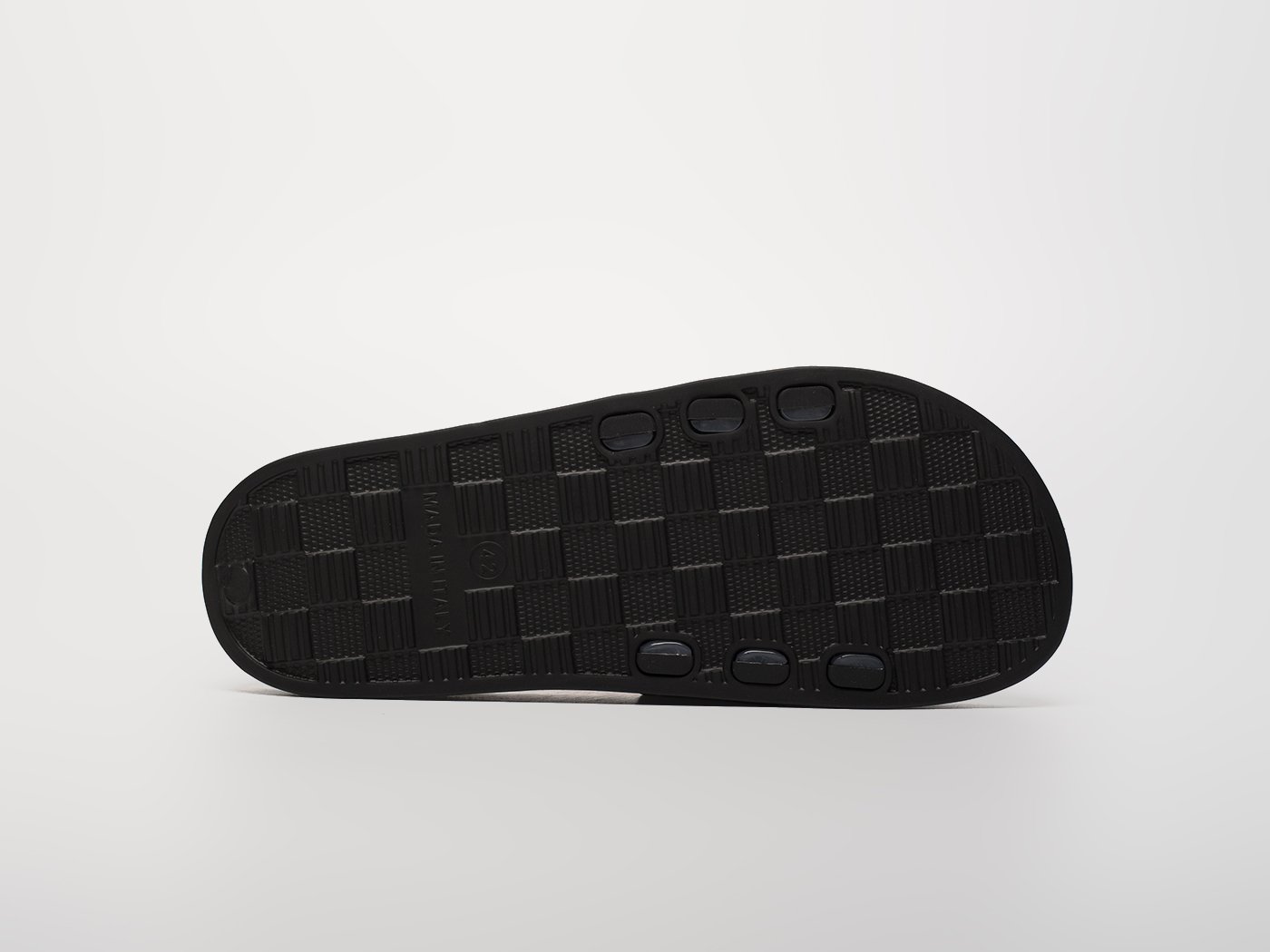 Сланцы Nike