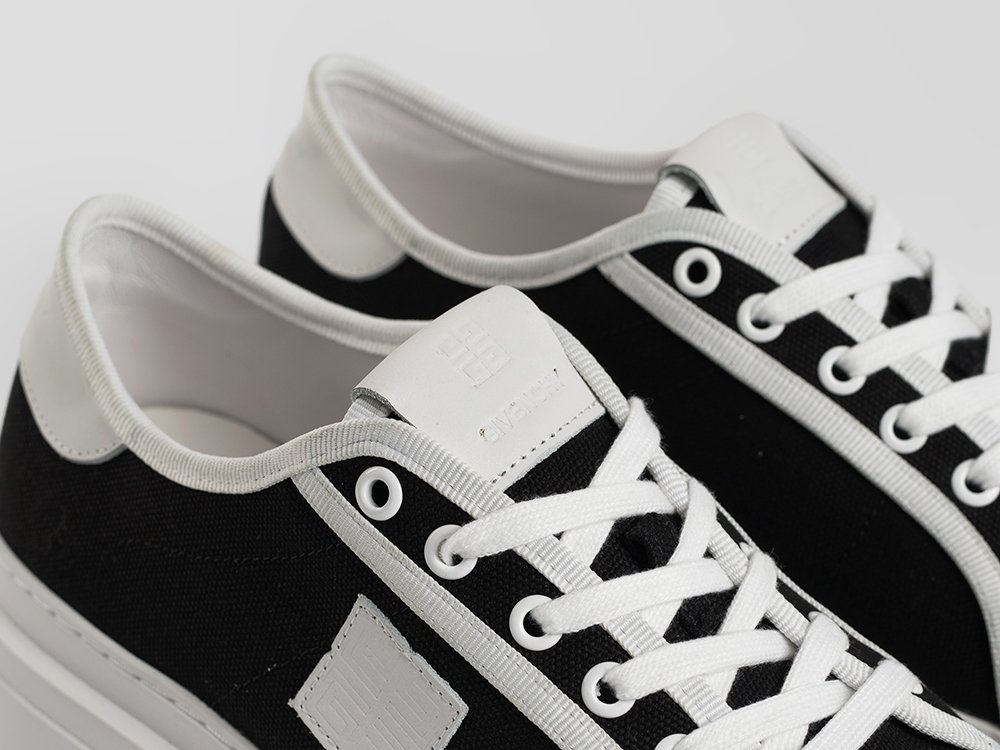 Кроссовки Givenchy