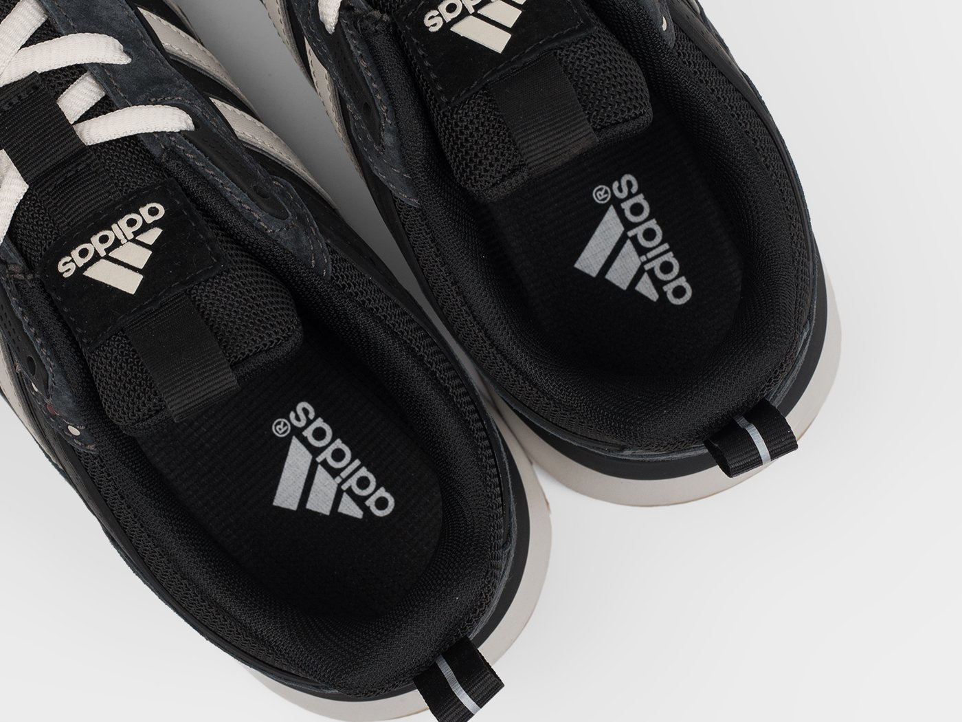 Кроссовки Adidas
