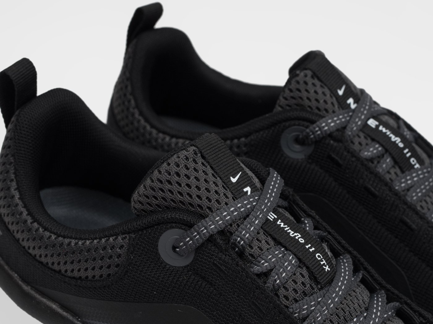 Кроссовки Nike Air WinFlo 11