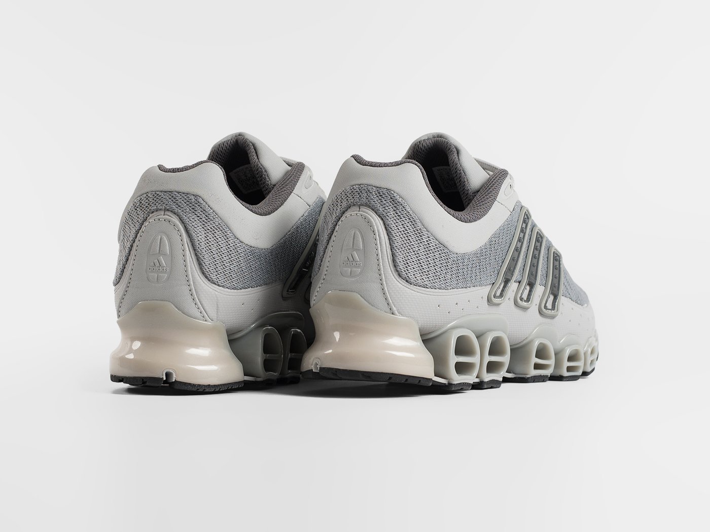 Кроссовки Adidas Megaride Pro