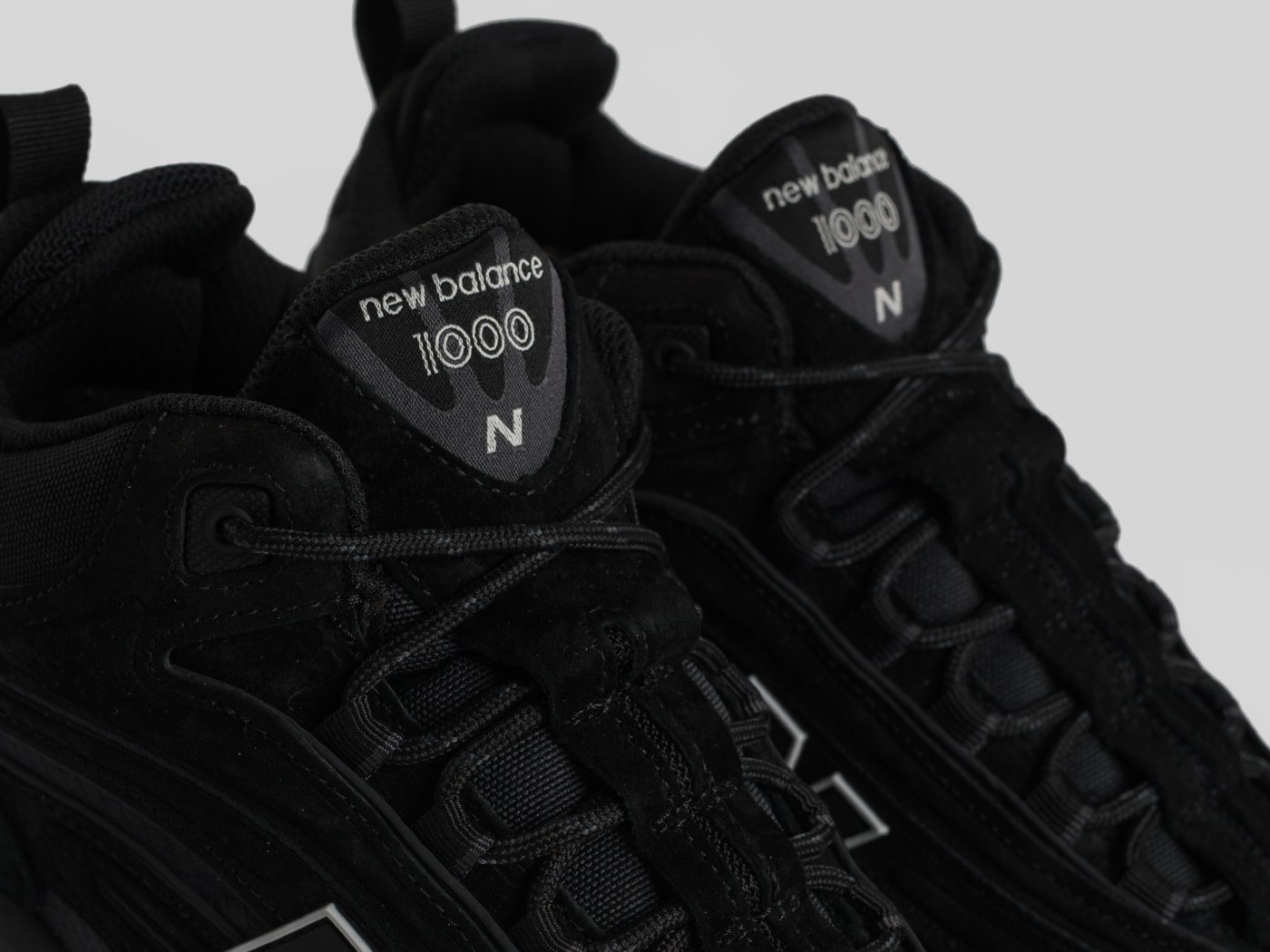 Кроссовки New Balance 1000 Mid