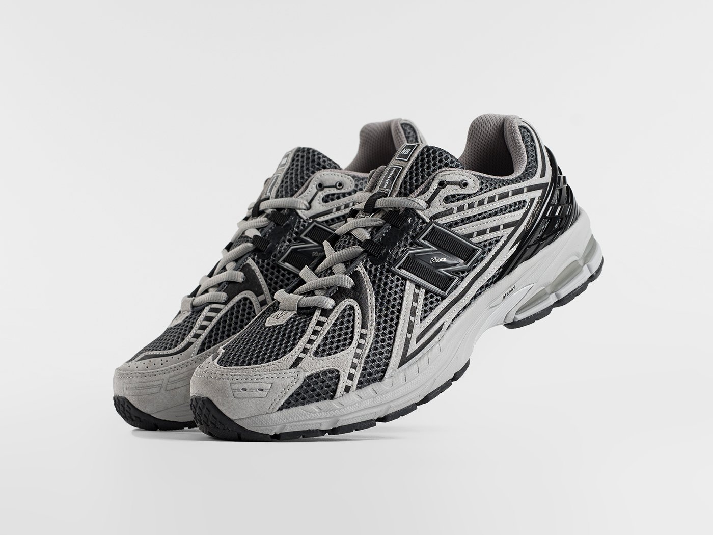 Кроссовки New Balance 1906R