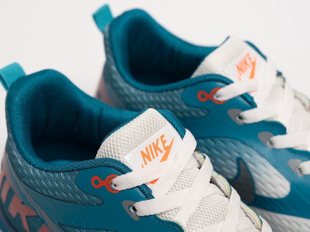 Кроссовки Nike