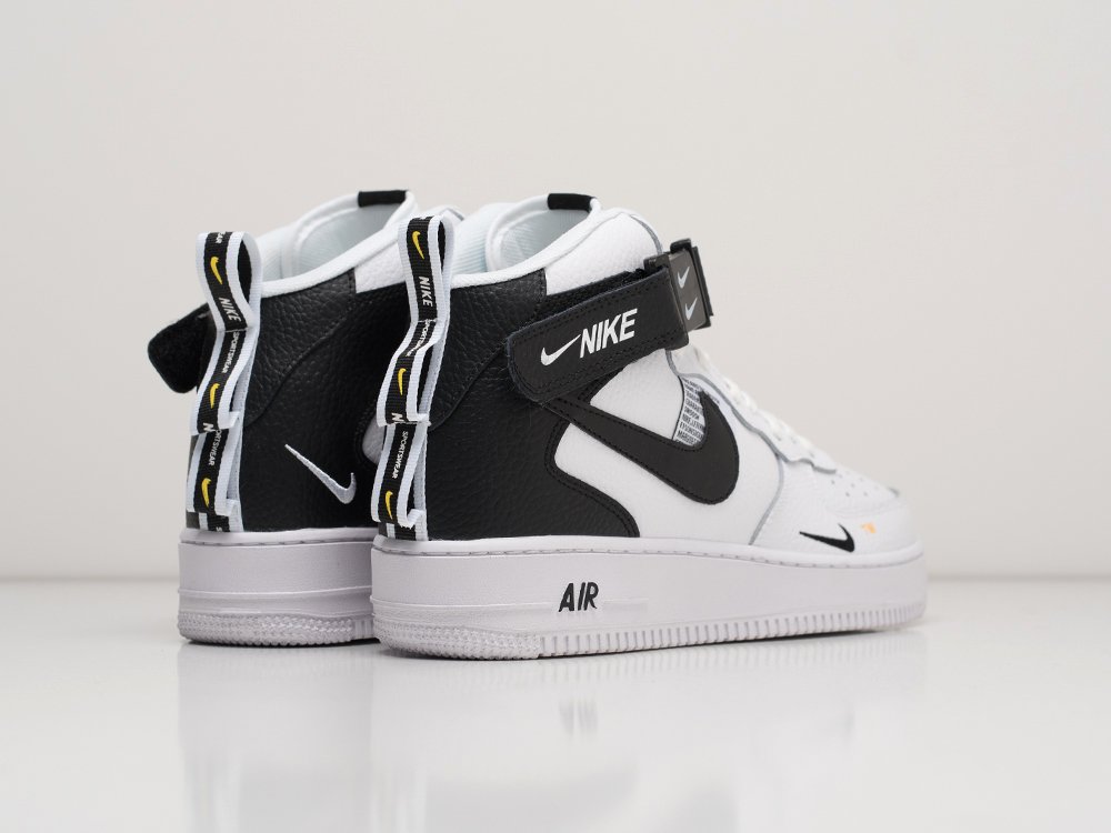 Зимние Кроссовки Nike Air Force 1 07 Mid LV8