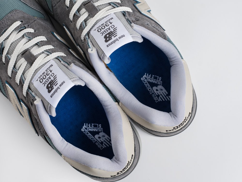 Кроссовки New Balance 1300