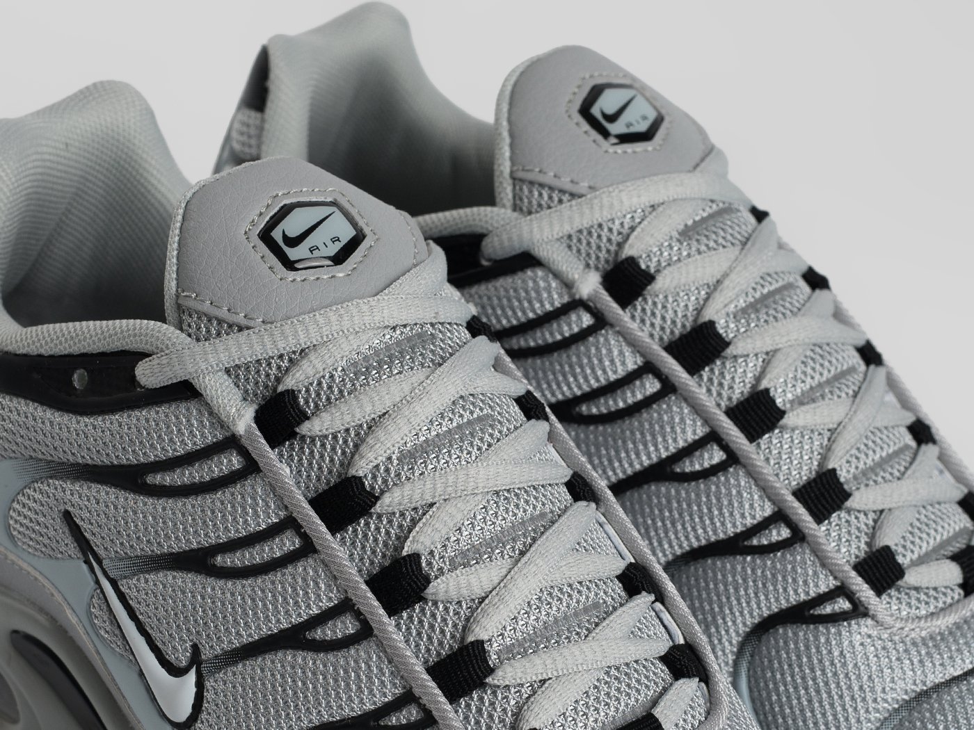 Кроссовки Nike Air Max Plus TN
