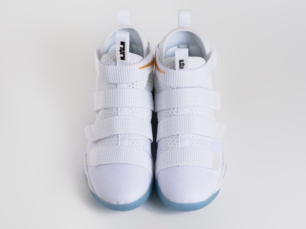 Кроссовки Nike Lebron Soldier 11