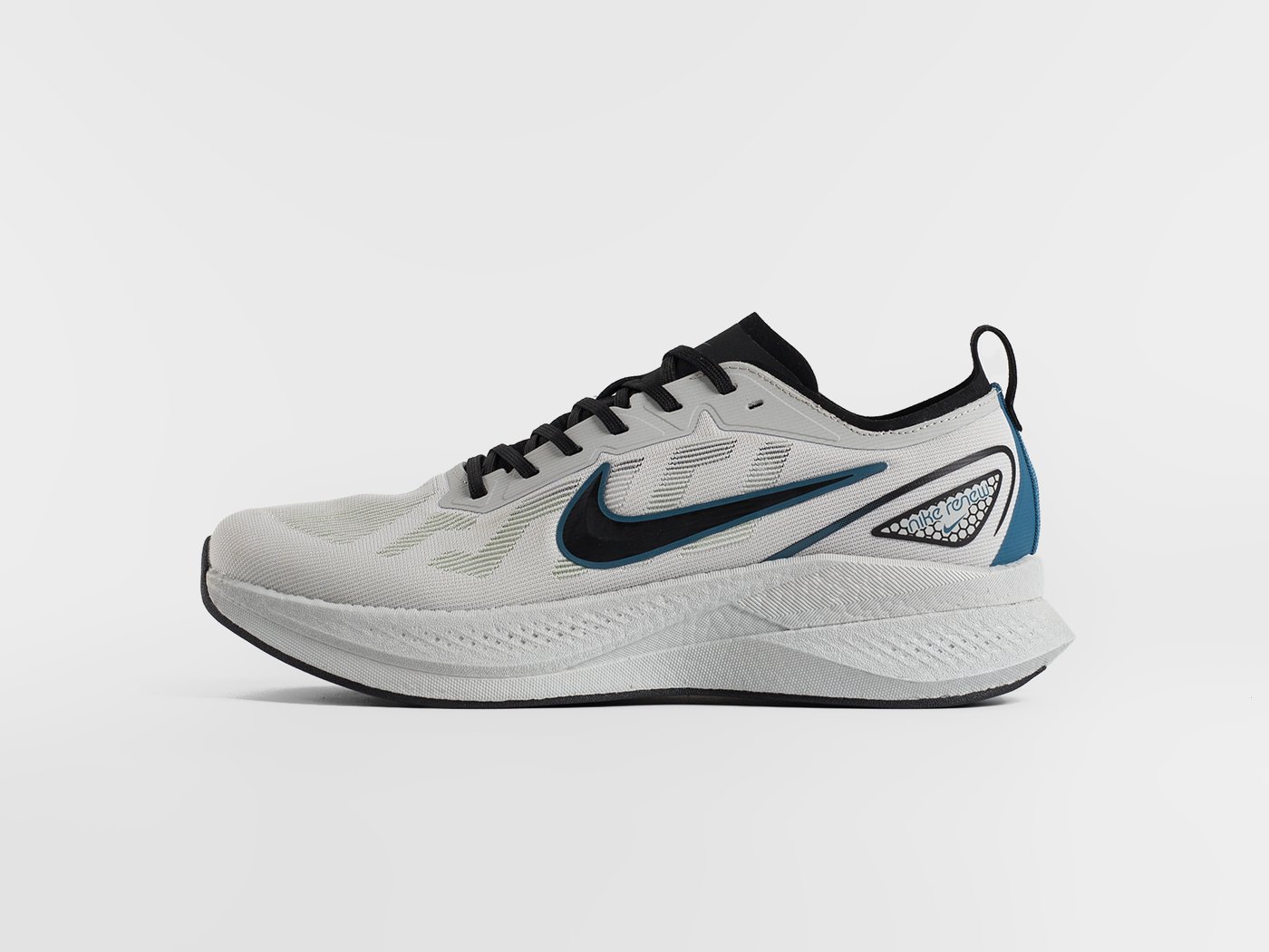 Кроссовки Nike Renew