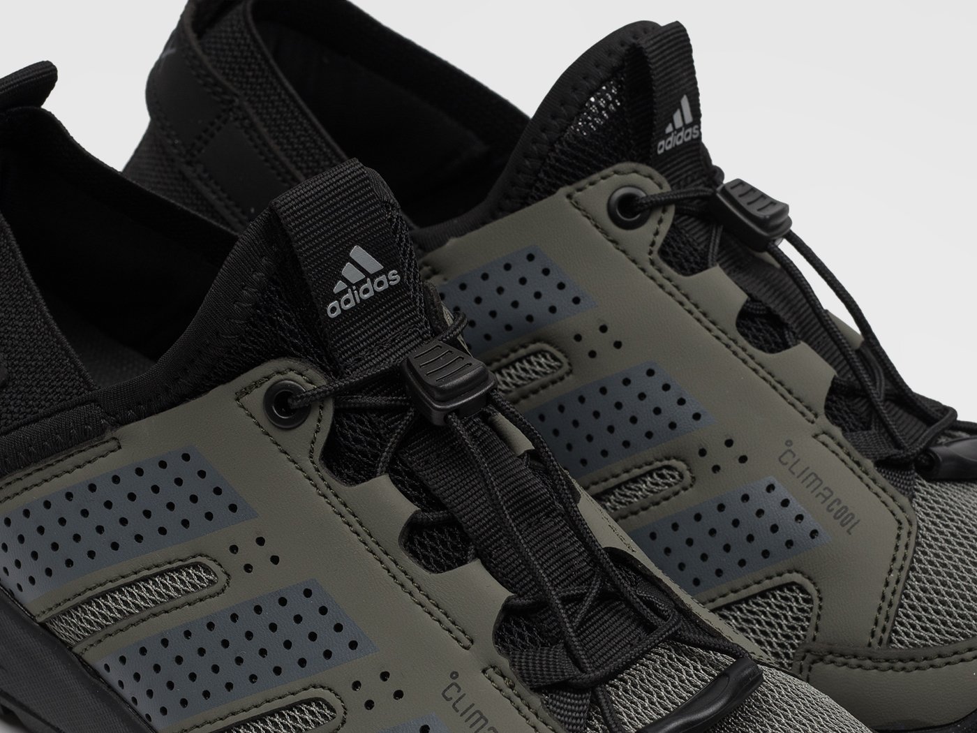 Кроссовки Adidas Daroga 25