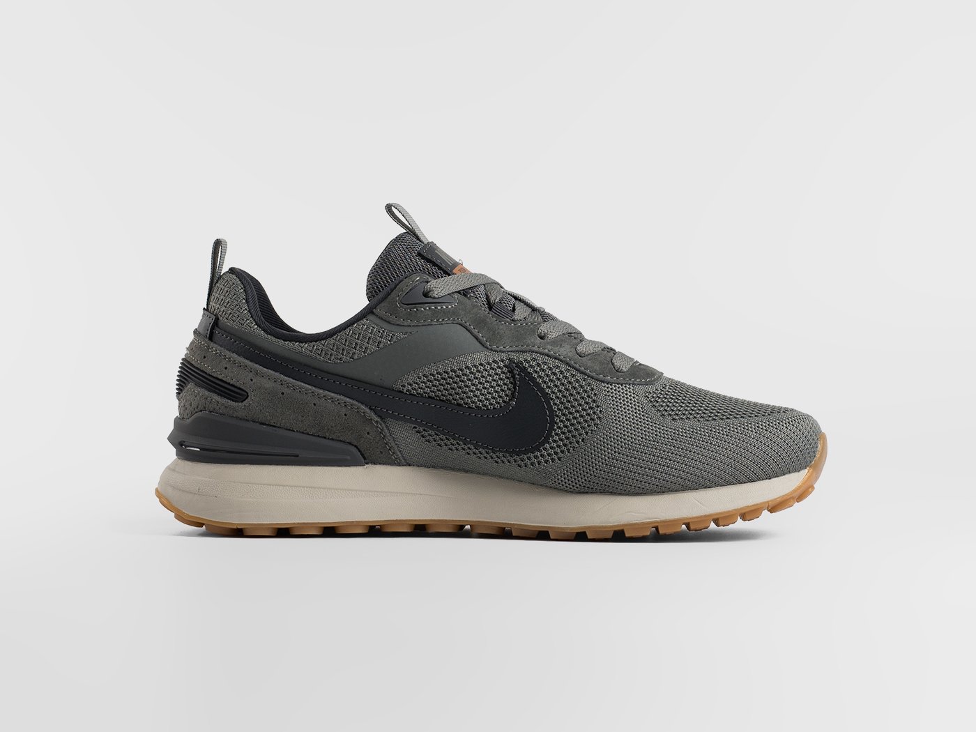 Кроссовки Nike