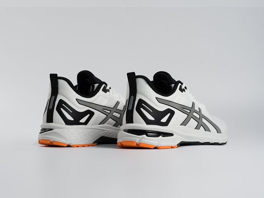 Кроссовки Asics