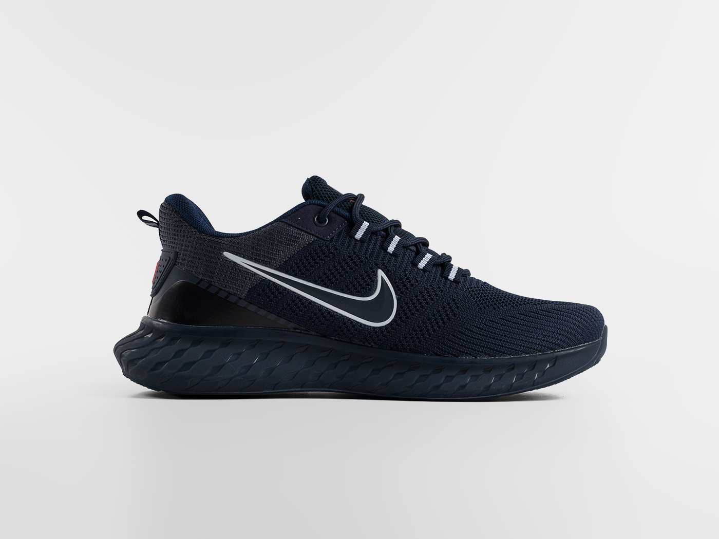 Кроссовки Nike