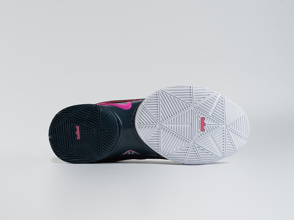 Кроссовки Nike Lebron XXII