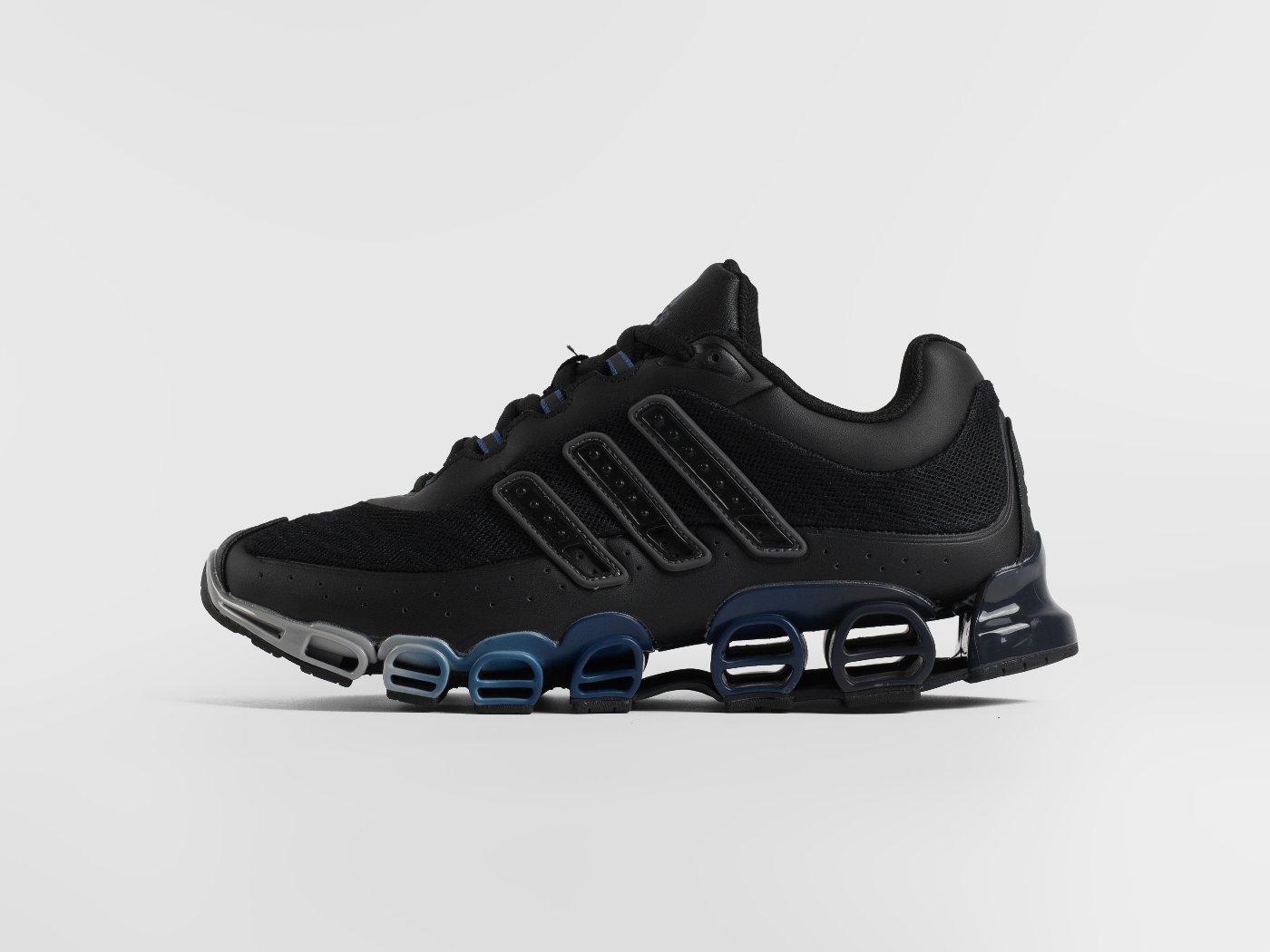 Кроссовки Adidas Megaride Pro