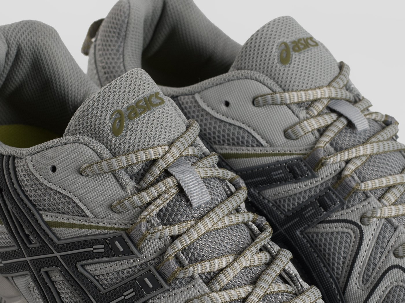 Кроссовки Asics Gel-Kahana 8