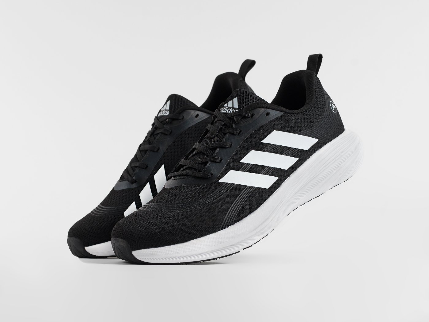 Кроссовки Adidas