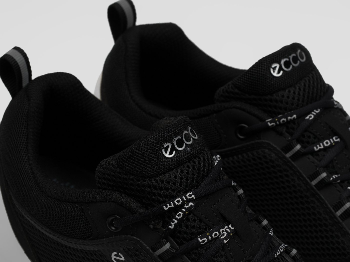 Кроссовки Ecco