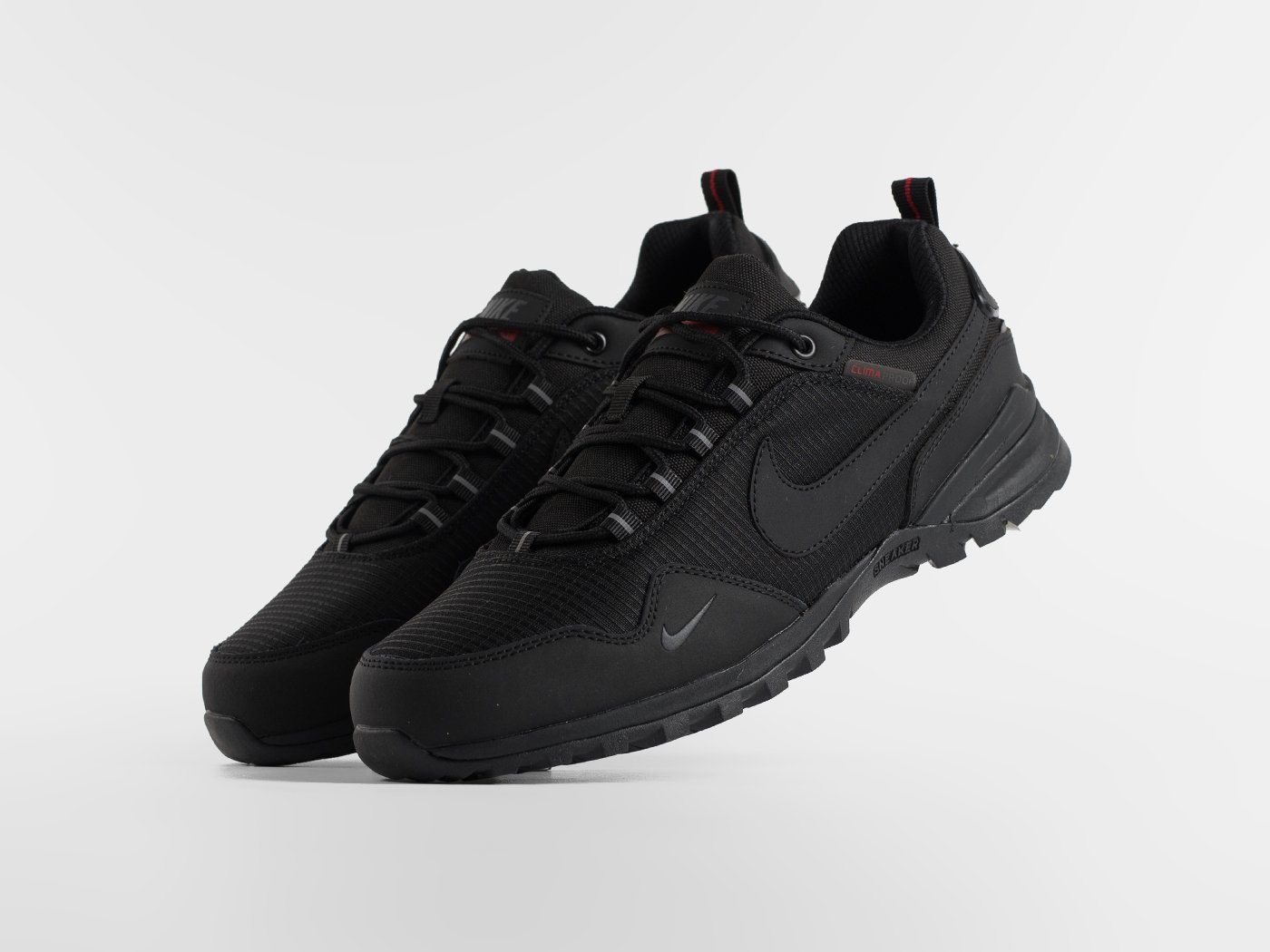 Кроссовки Nike