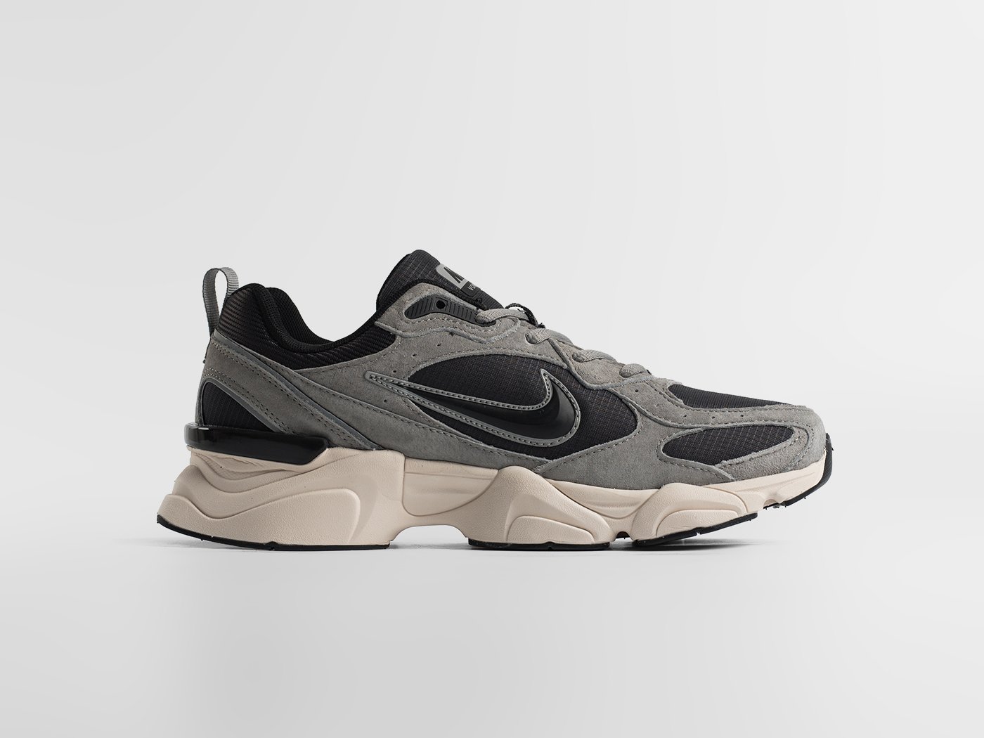 Кроссовки Nike