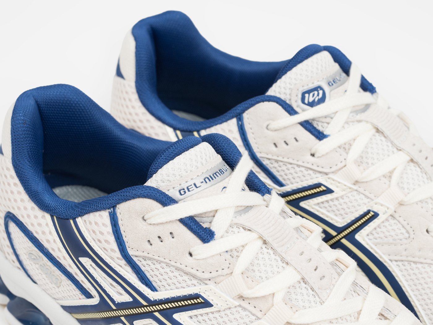 Кроссовки Asics Gel-Nimbus 10.1