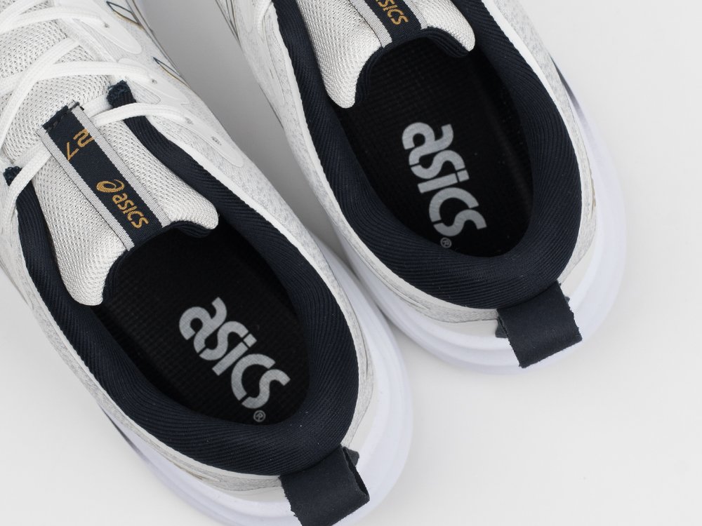 Кроссовки Asics