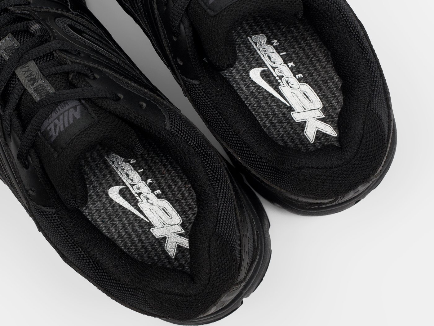 Кроссовки Nike