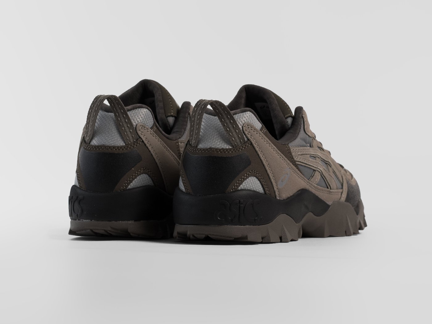 Кроссовки Asics GEL PICKAX