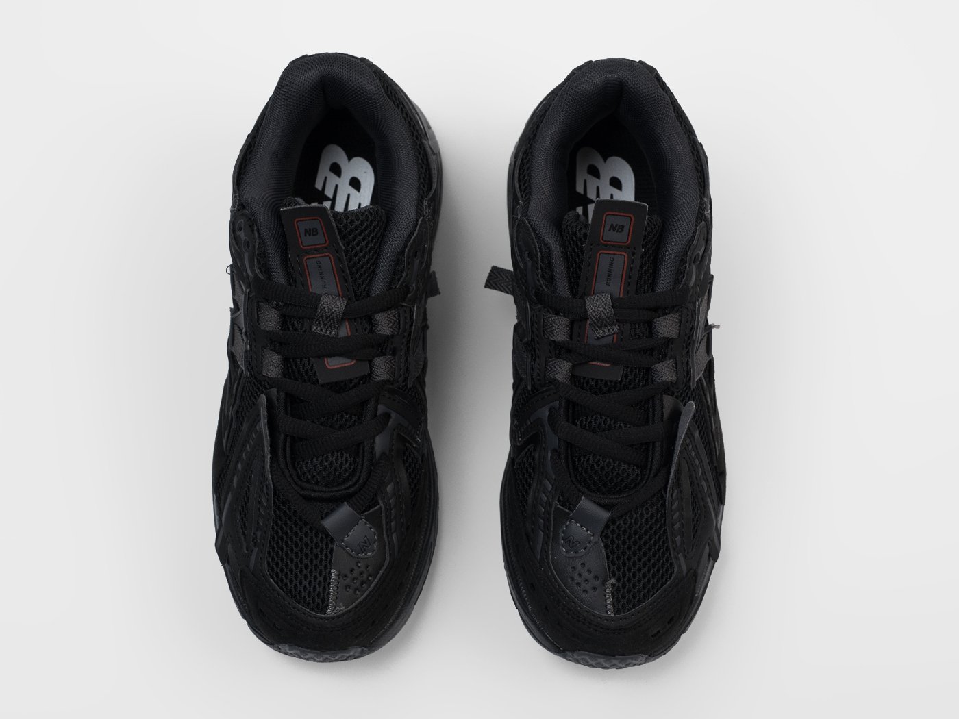 Кроссовки New Balance 1906A