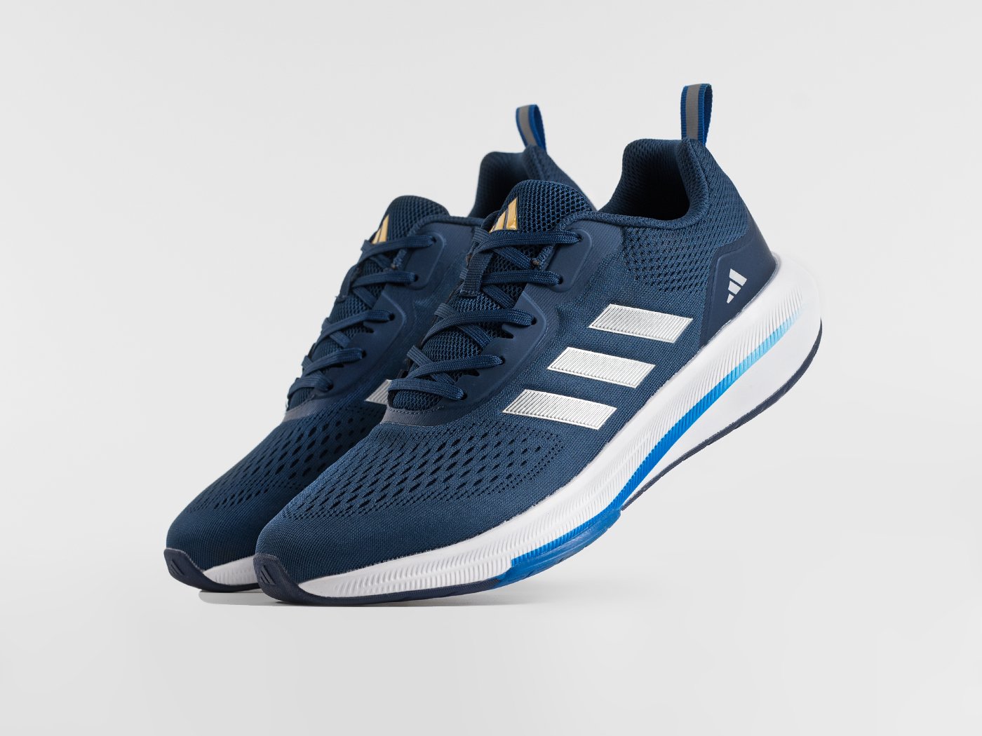 Кроссовки Adidas