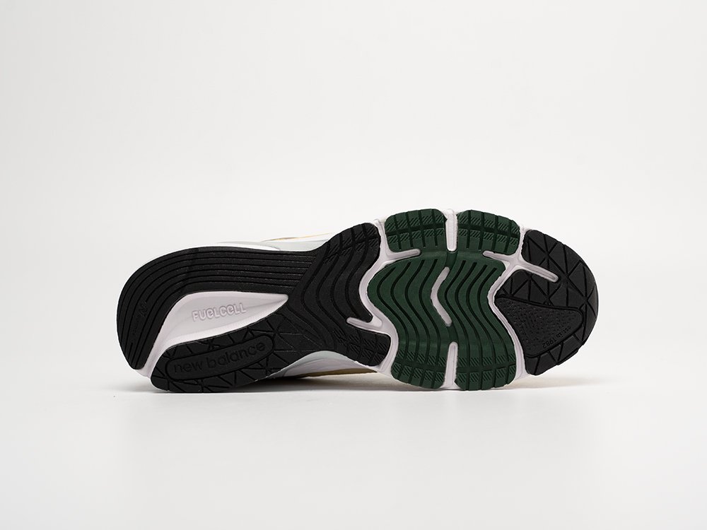 Кроссовки New Balance 990 v6