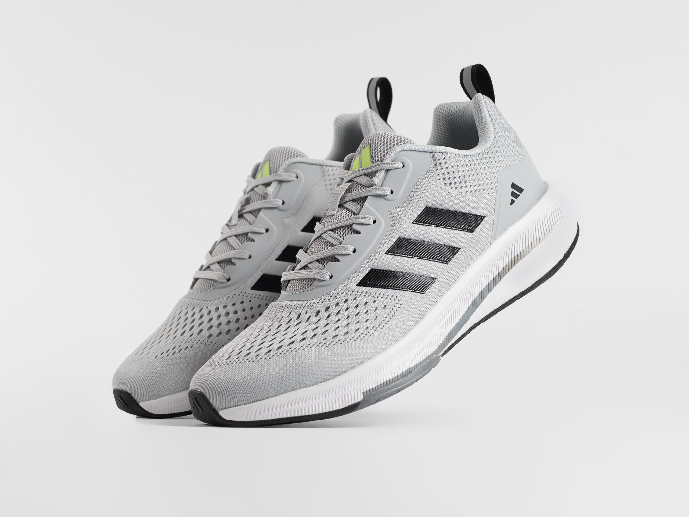 Кроссовки Adidas