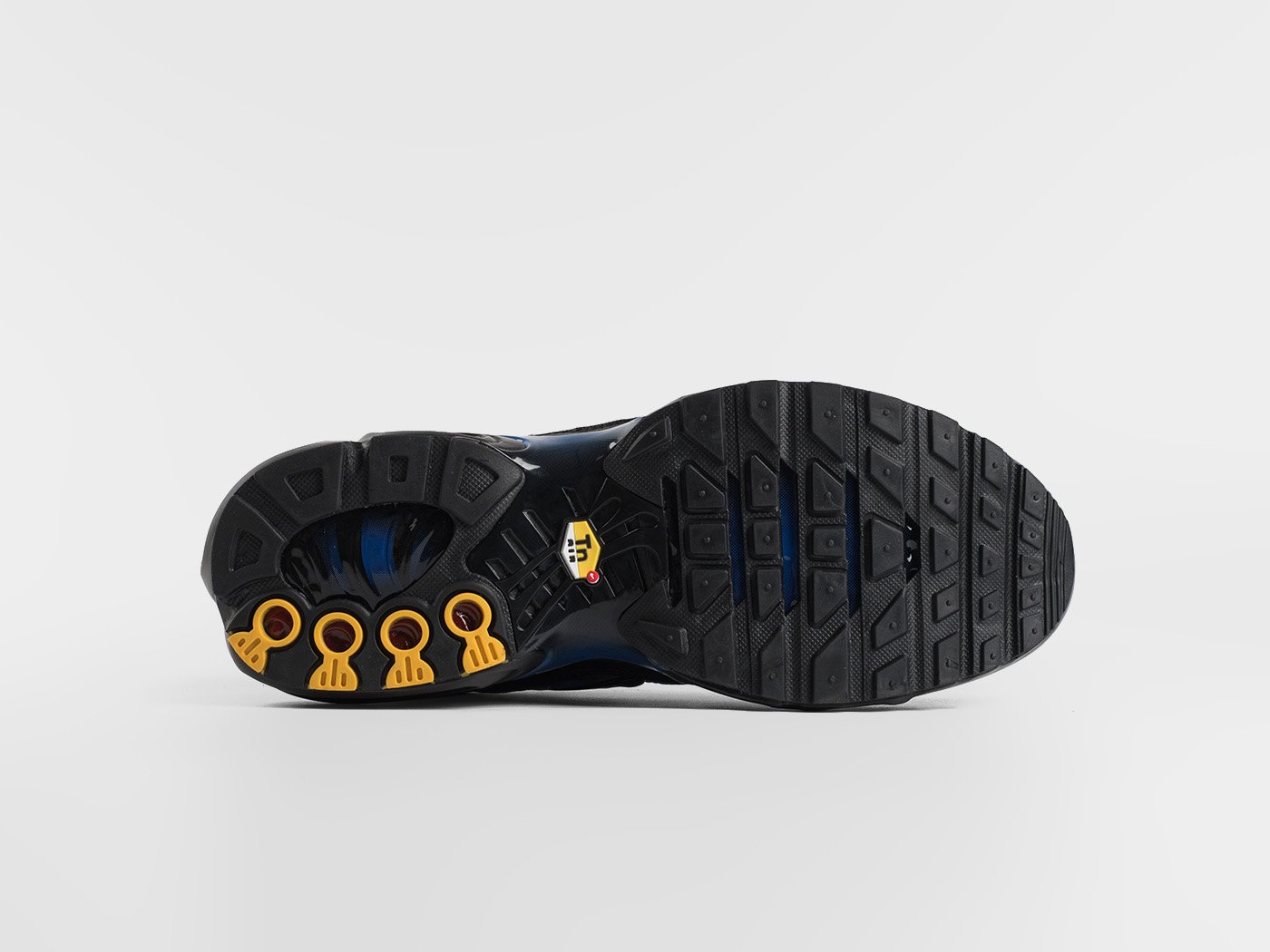 Кроссовки Nike Air Max Plus