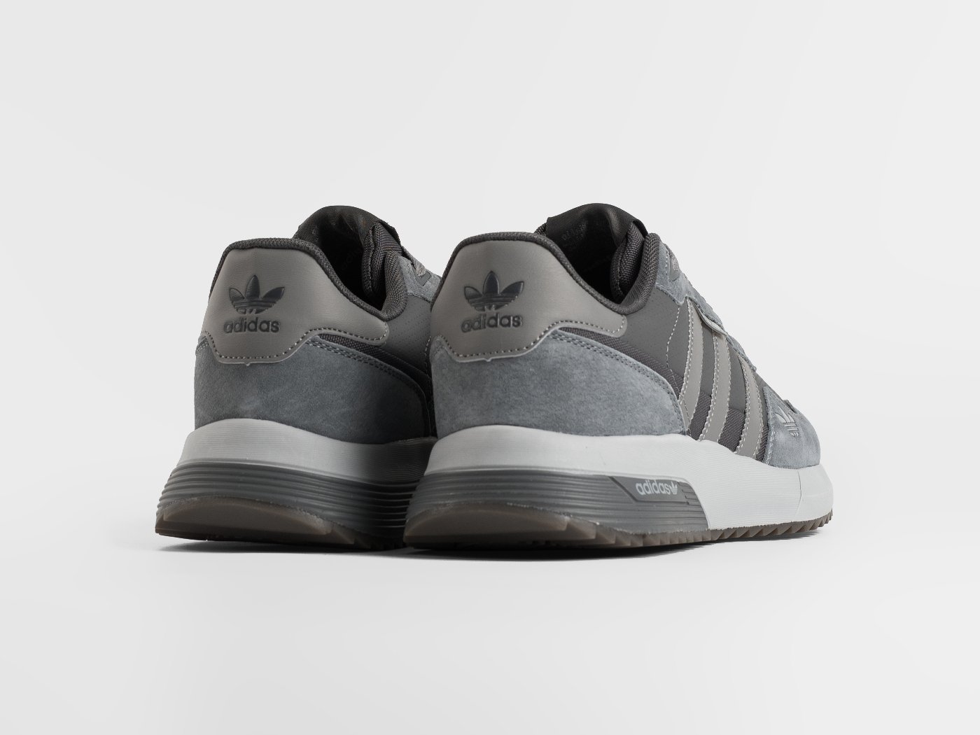 Кроссовки Adidas Retropy F2